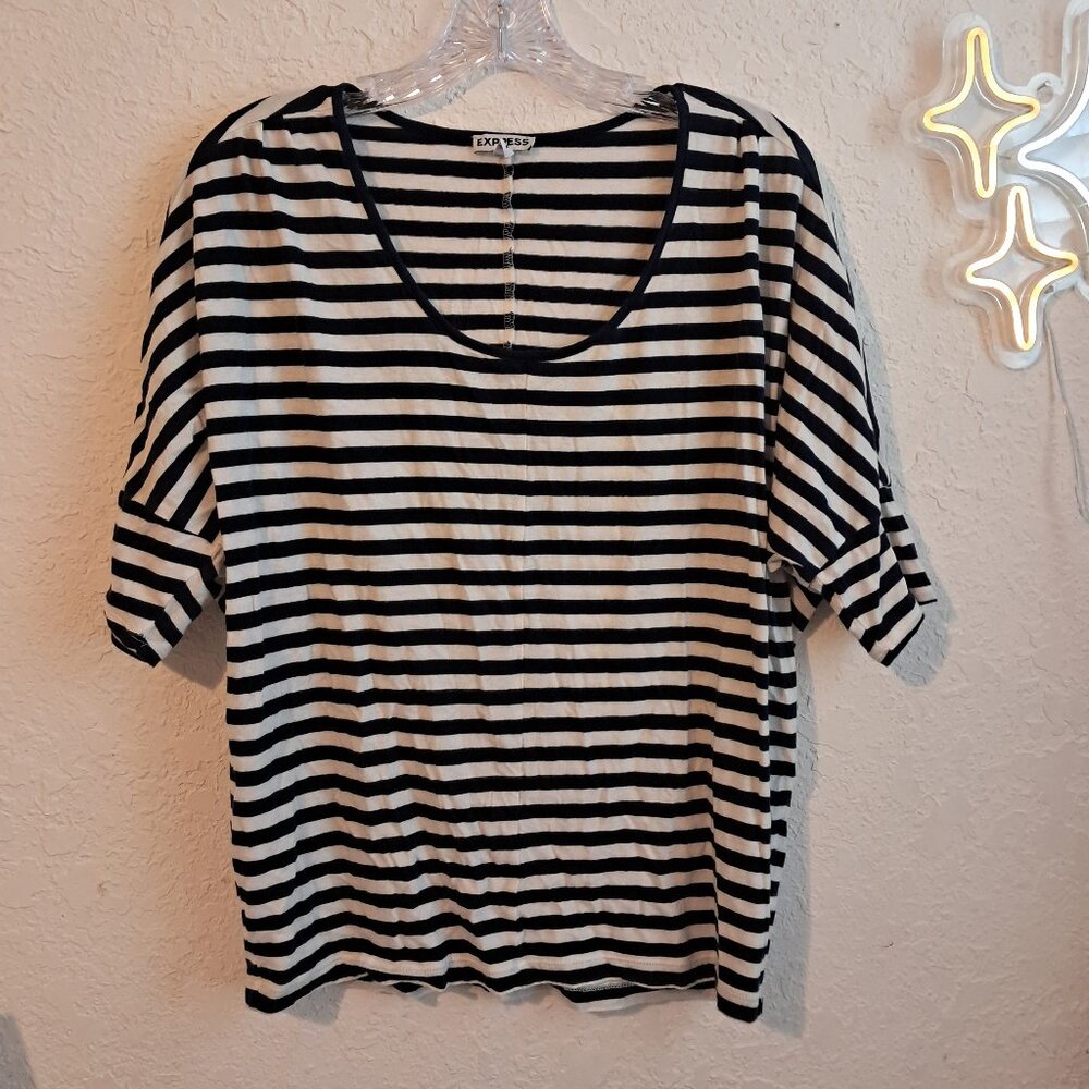 Women's EXPRESS Crew Shirt